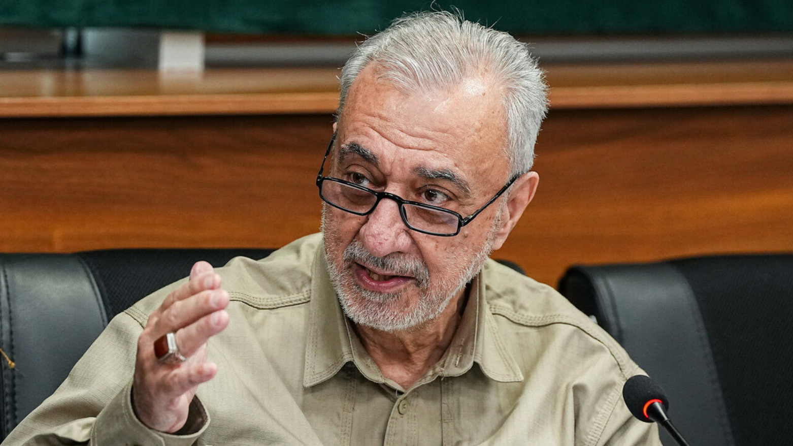 El régimen de Irán nombró a un nuevo ministro de Defensa tras ocho meses de guerra 