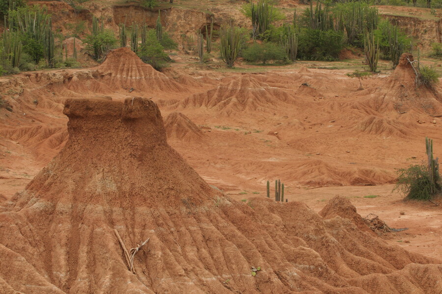 Imagen de archivo. Para ingresar al desierto de La Tatacoa con operadores turísticos ahora se deberá pagar una tarifa especial. Foto: Colprensa