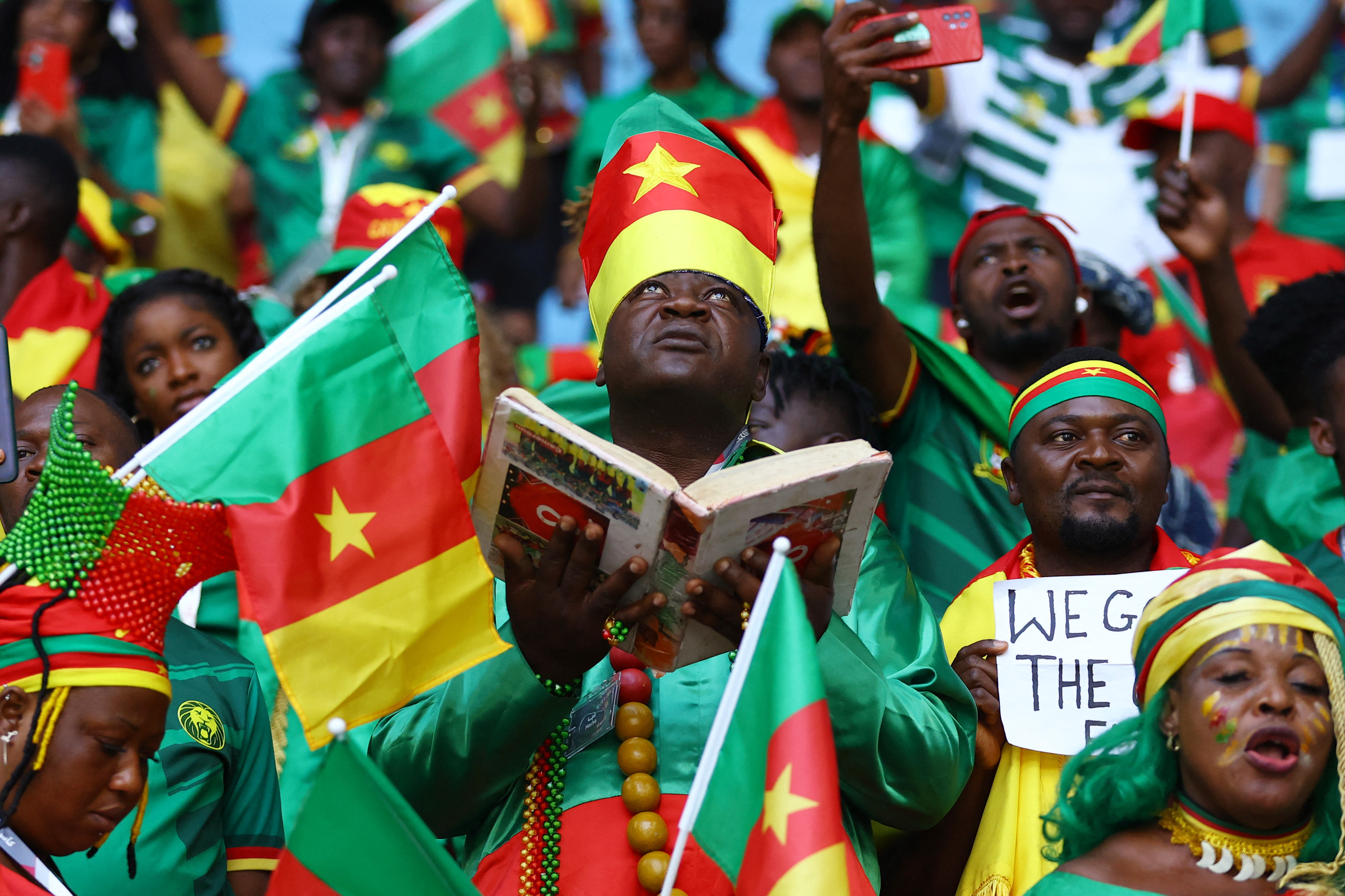 La hinchada africana se prepara para recibir a su seleccionado en medio de la fiebre mundialista. REUTERS/Hannah Mckay