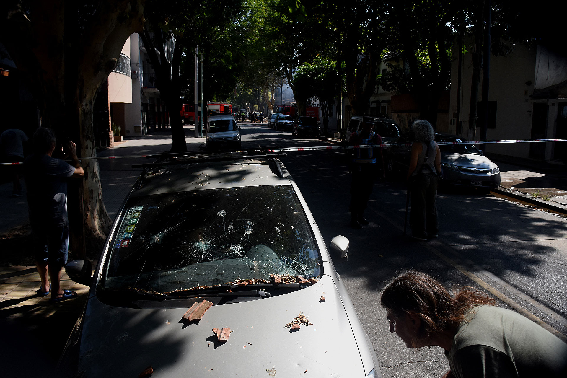 Así quedó uno de los coches siniestrados tras la explosión