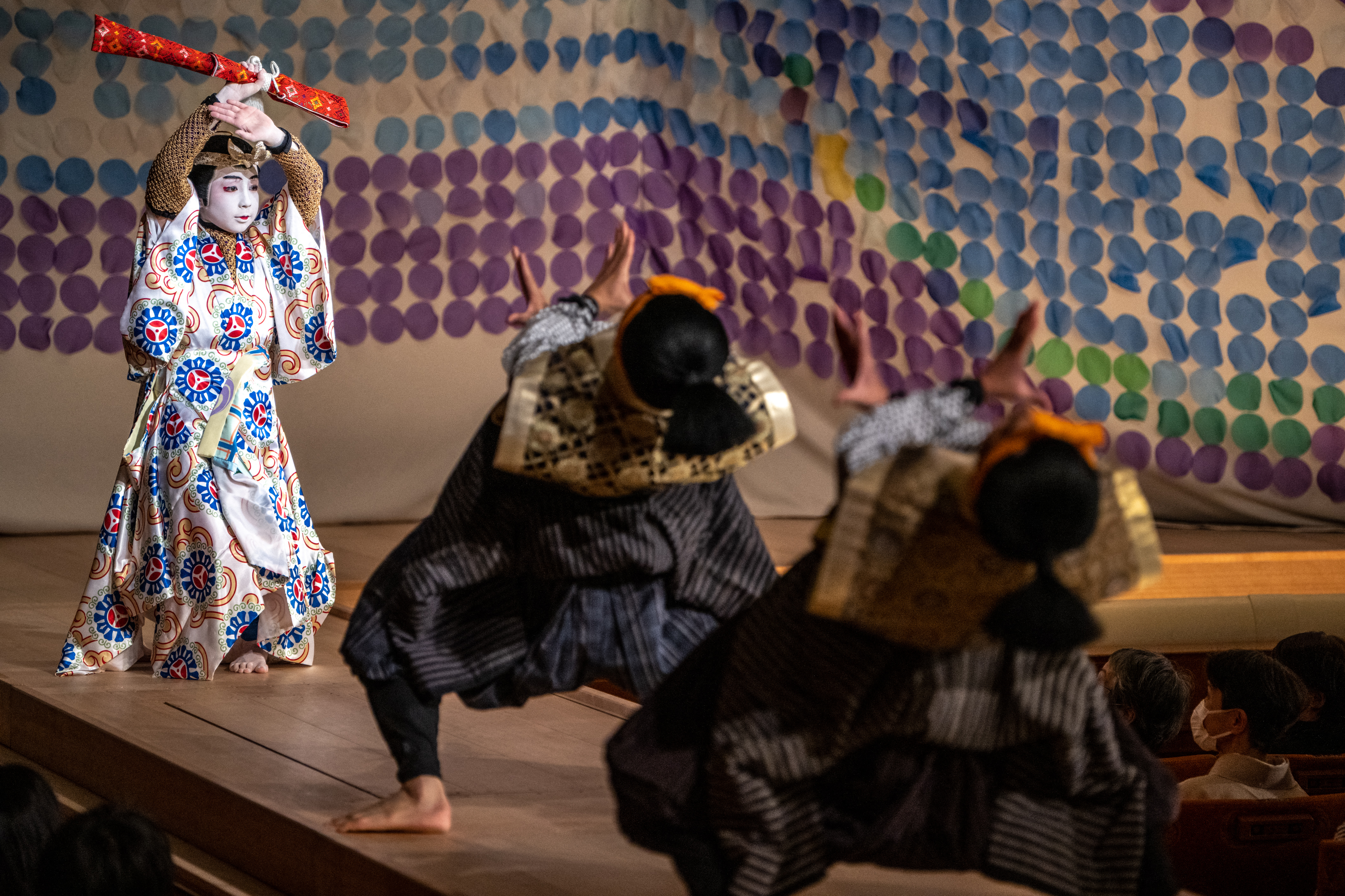 Las entradas para presenciar una función de teatro kabuki cuestan entre 30 y 150 dólares (Foto de archivo: Philip Fong / AFP) 