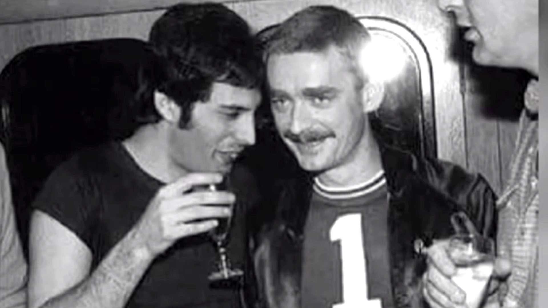 Freddie Mercury y Paul Prenter.