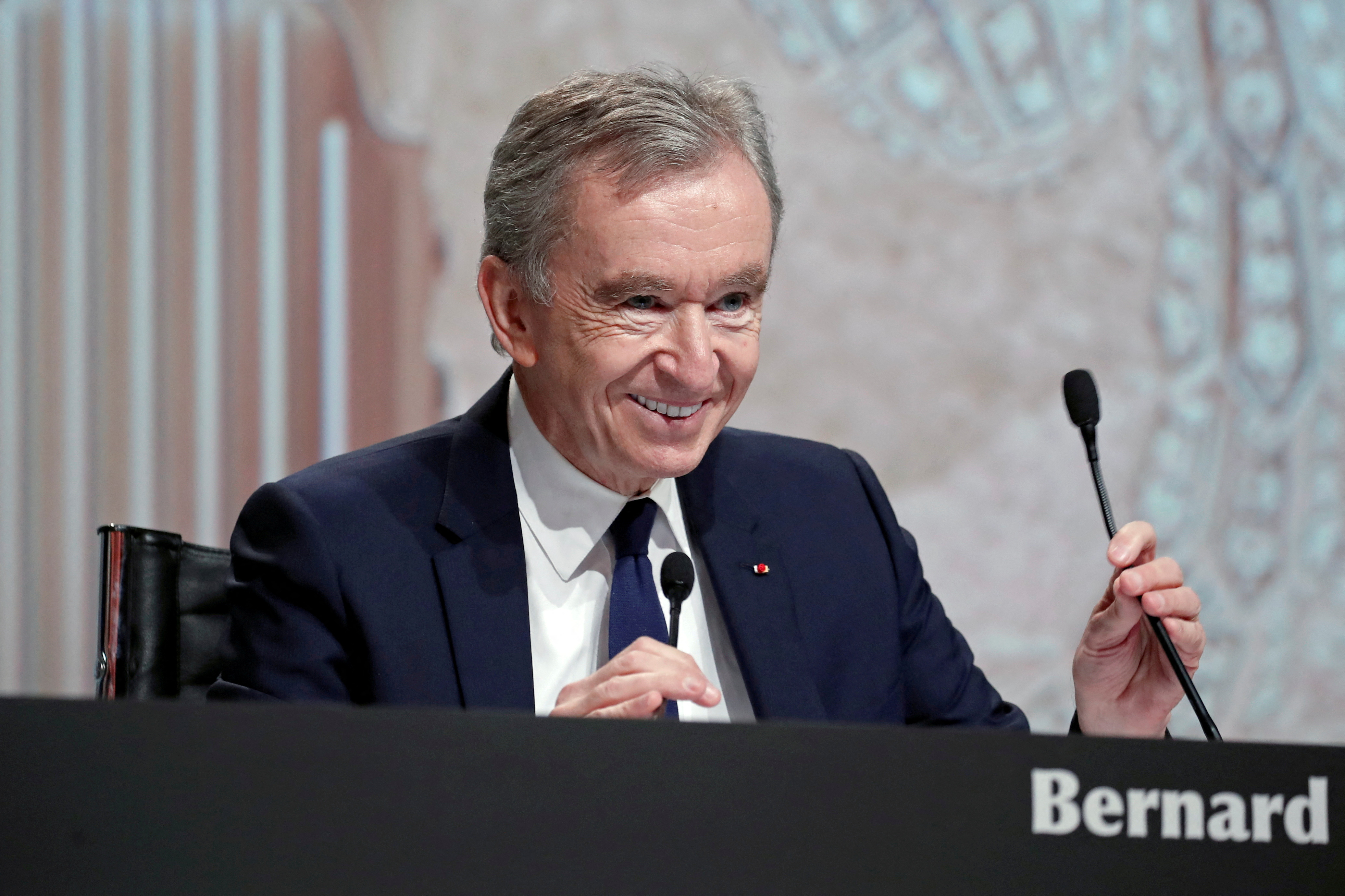 Bernard Arnault has an estimated fortune of USD 186 billion.  REUTERS/Benoit Tessier/File Photo