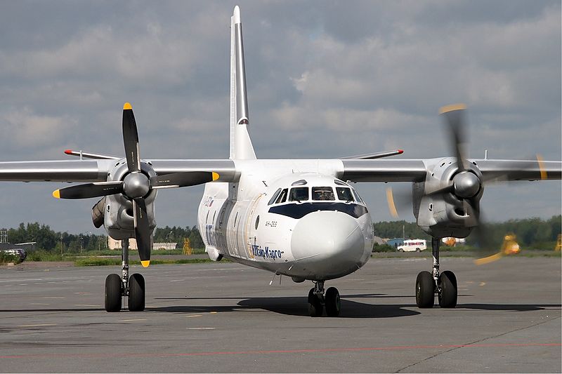 Un avión modelo Antonov An-26 (Igor Dvurekov/Wikimedia commons)