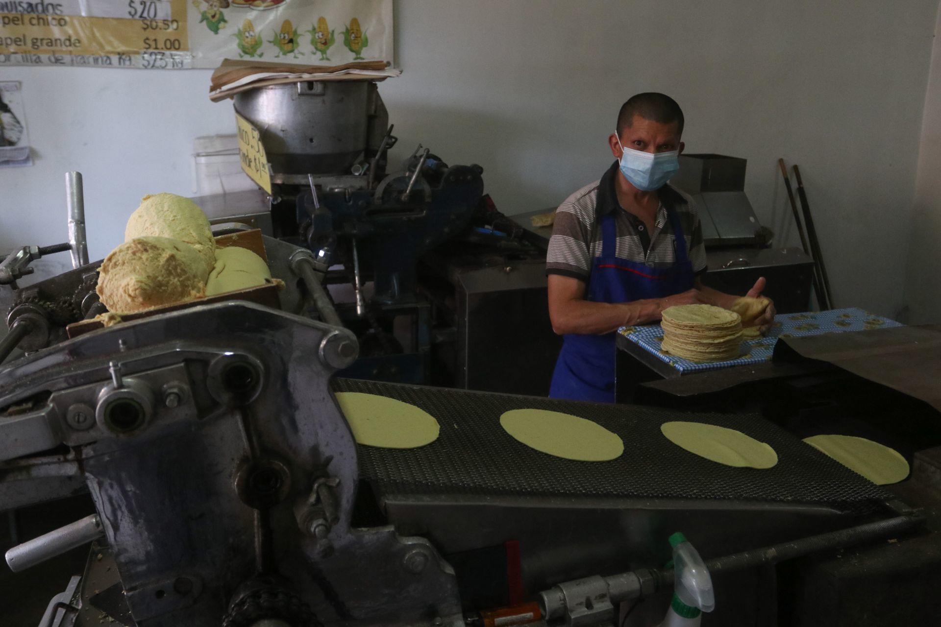 CIUDAD DE MÉXICO, 18MAYO2021.- El precio de la tortilla ha registrado aumentos en lo que va del año. (FOTO: GRACIELA LÓPEZ /CUARTOSCURO.COM)