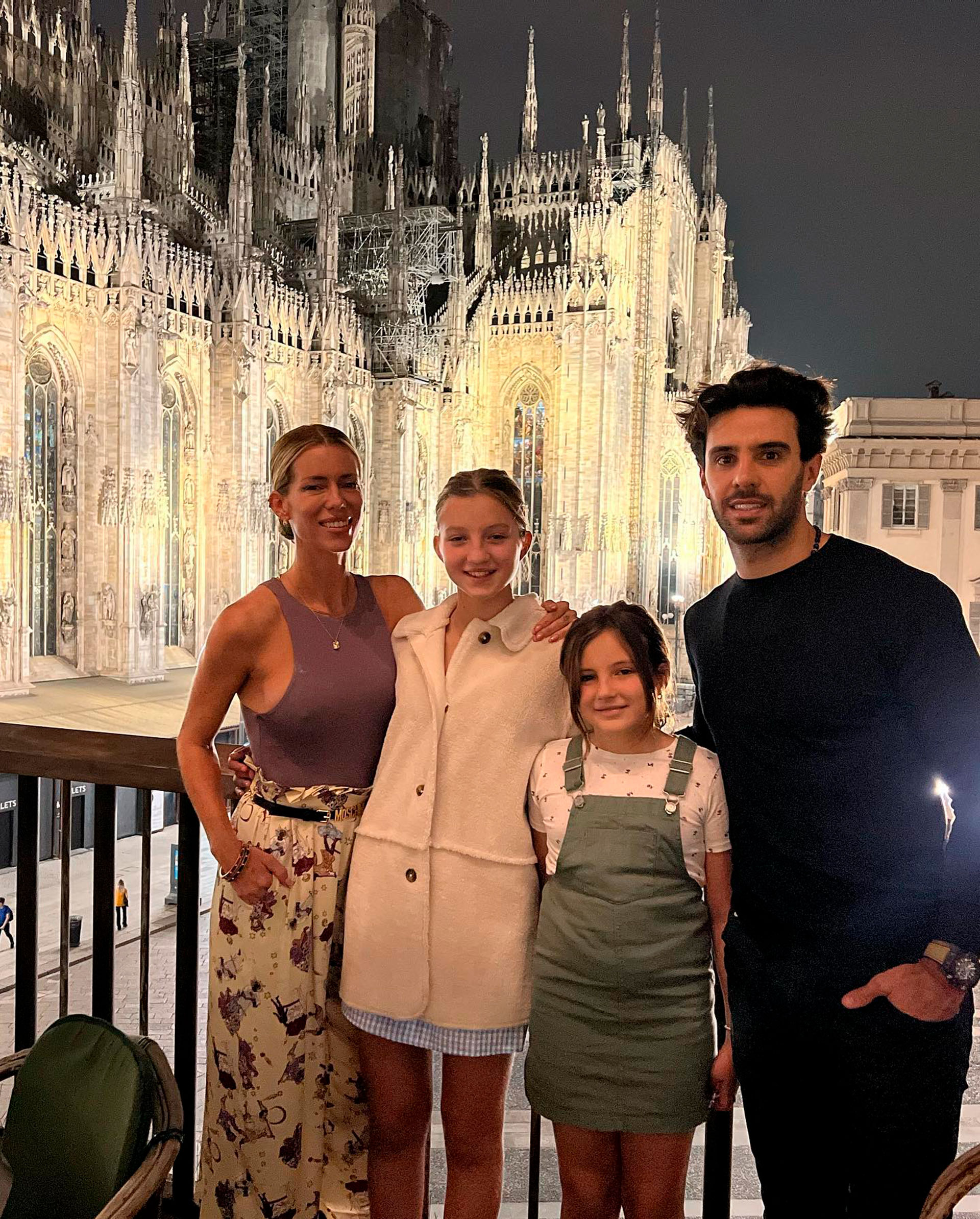 Nicole con Manu, Sienna y Allegra (Instagram)