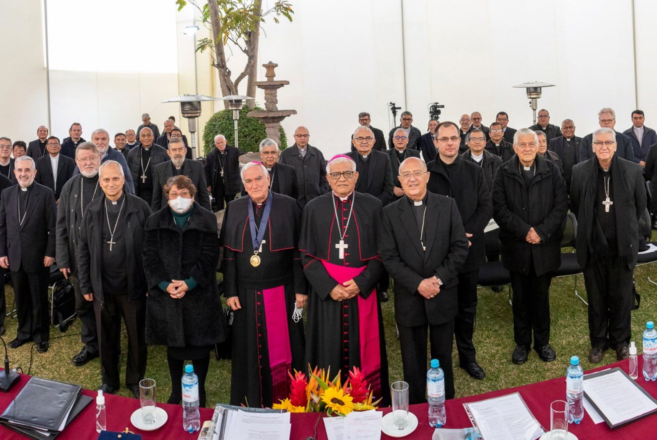 Obispos del Perú se pronuncian sobre la grave crisis política que vive el país 
