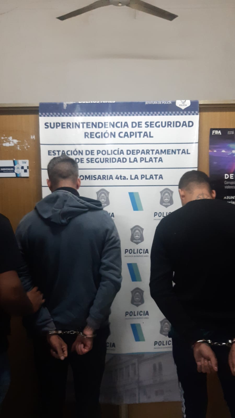 Ladrones frustrados en La Plata: los sorprendieron cuando se ponían los pasamontañas