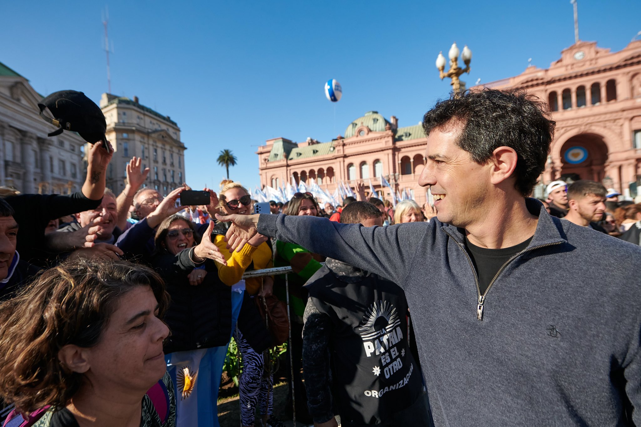 Wado De Pedro en la Plaza de Mayo que se convocó para apoyar a Cristina Kirchner después del atentado contra su vida.