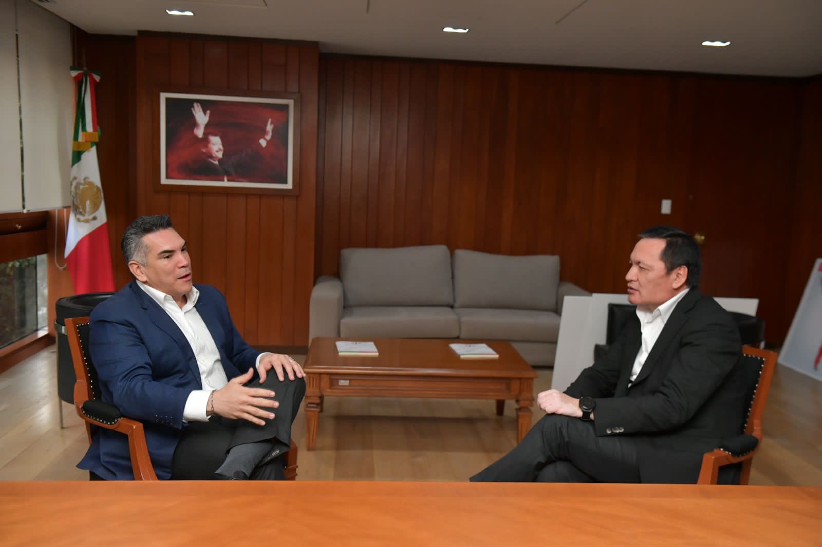 Moreno y Osorio Chong se reunieron tras controversias que los enfrentaron (Twitter/@alitomorenoc)