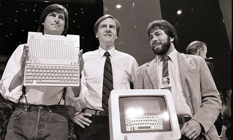 Steve Jobs, John Sculley y Steve Wozniak, los creadores de Apple (AP)