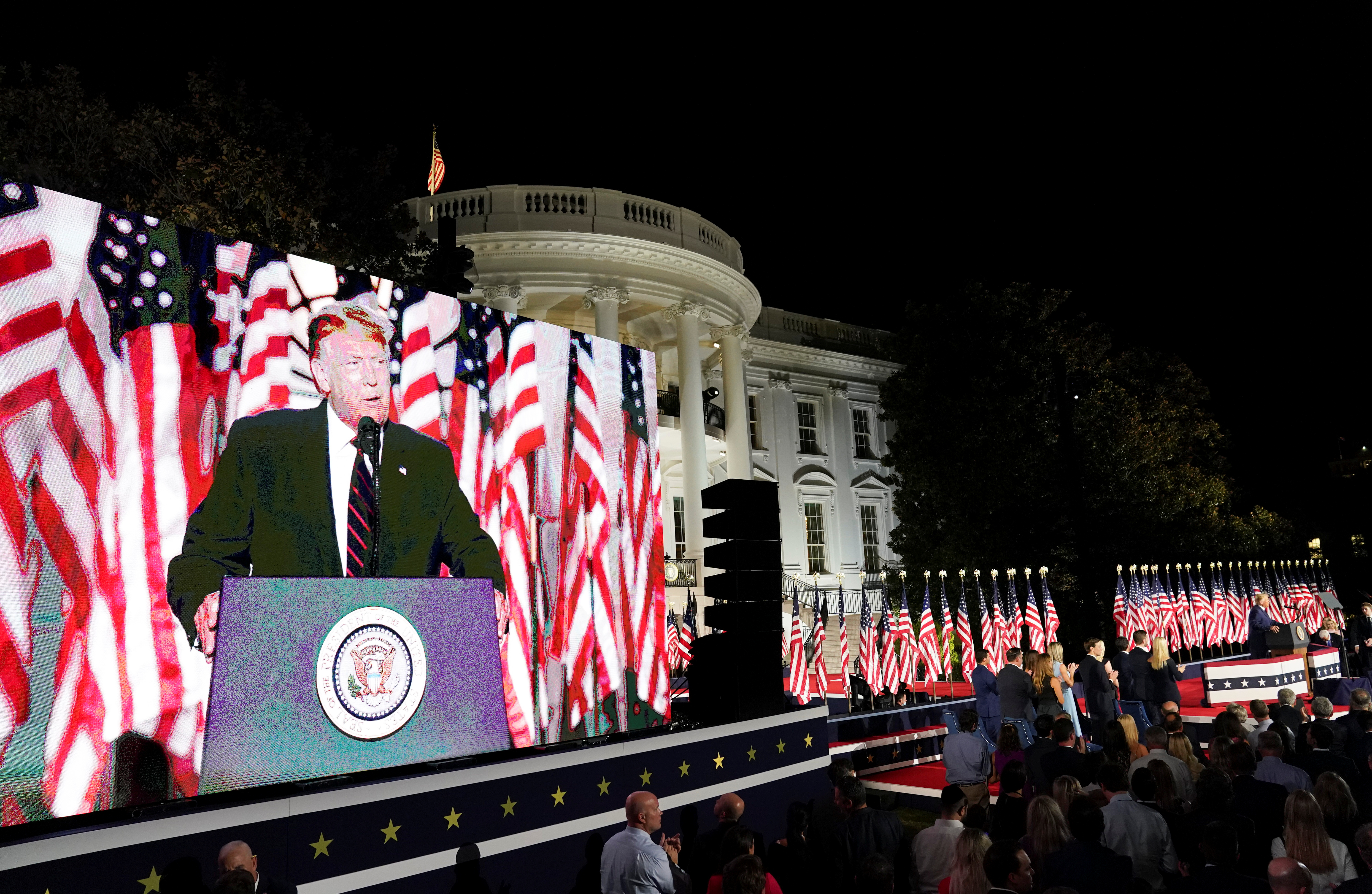 Donald Trump durante su discurso de aceptación en la convención republicana. REUTERS/Kevin Lamarque