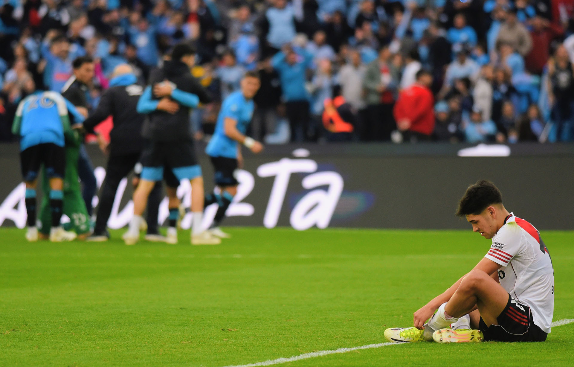 La decisi&oacute;n de Lautaro Rivero tras quedar en el ojo de la tormenta tras la ca&iacute;da de River ante Belgrano: 