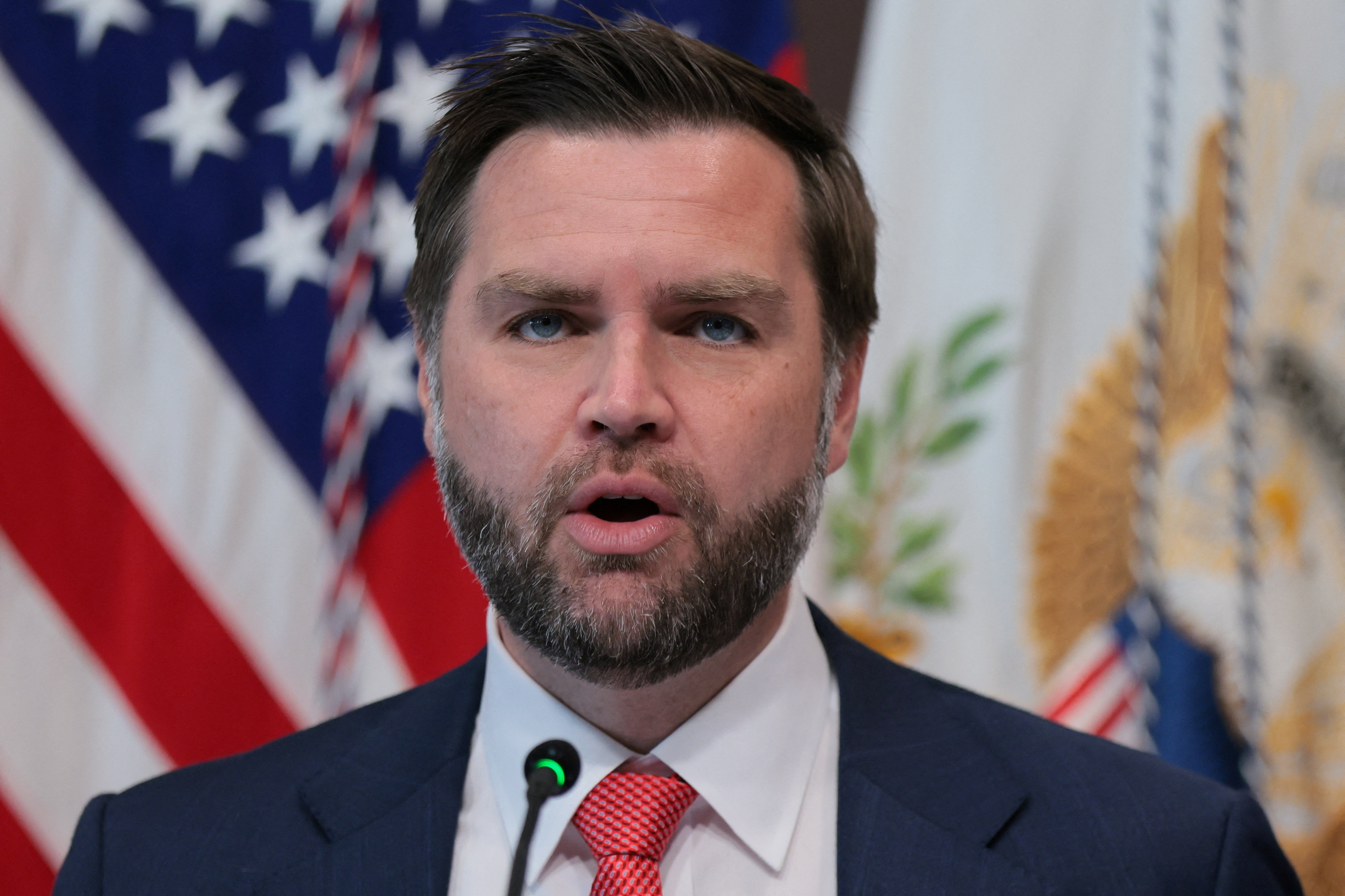 JD Vance afirm&oacute; que EEUU destruy&oacute; el programa nuclear de Ir&aacute;n y mantendr&aacute; la presi&oacute;n contra el r&eacute;gimen