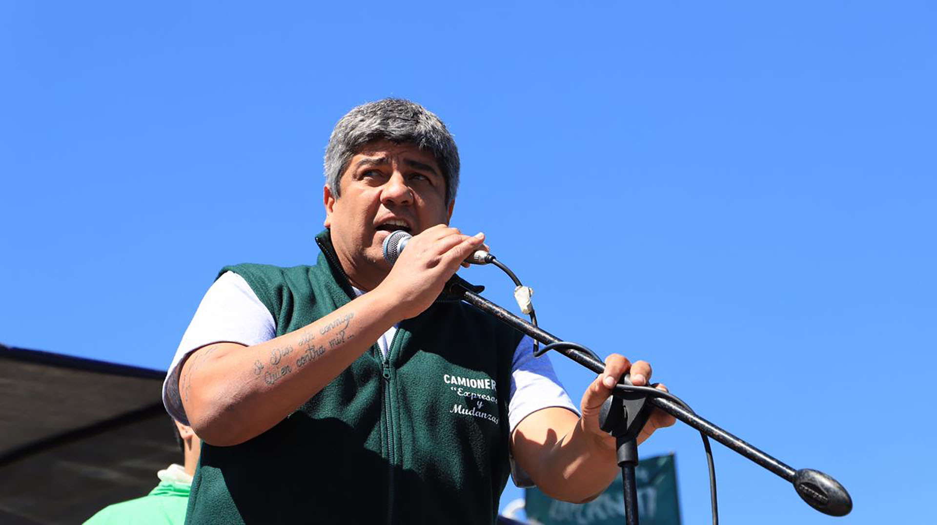 Pablo Moyano habla en un acto del gremio de Camioneros (Foto: Lihueel Althabe)