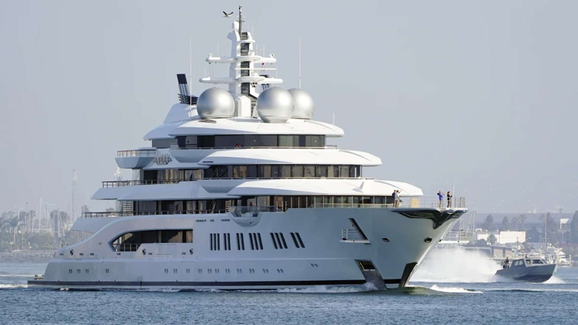 Estados Unidos lanzó la subasta del Amadea, el superyate ruso incautado tras la invasión de Putin a Ucrania