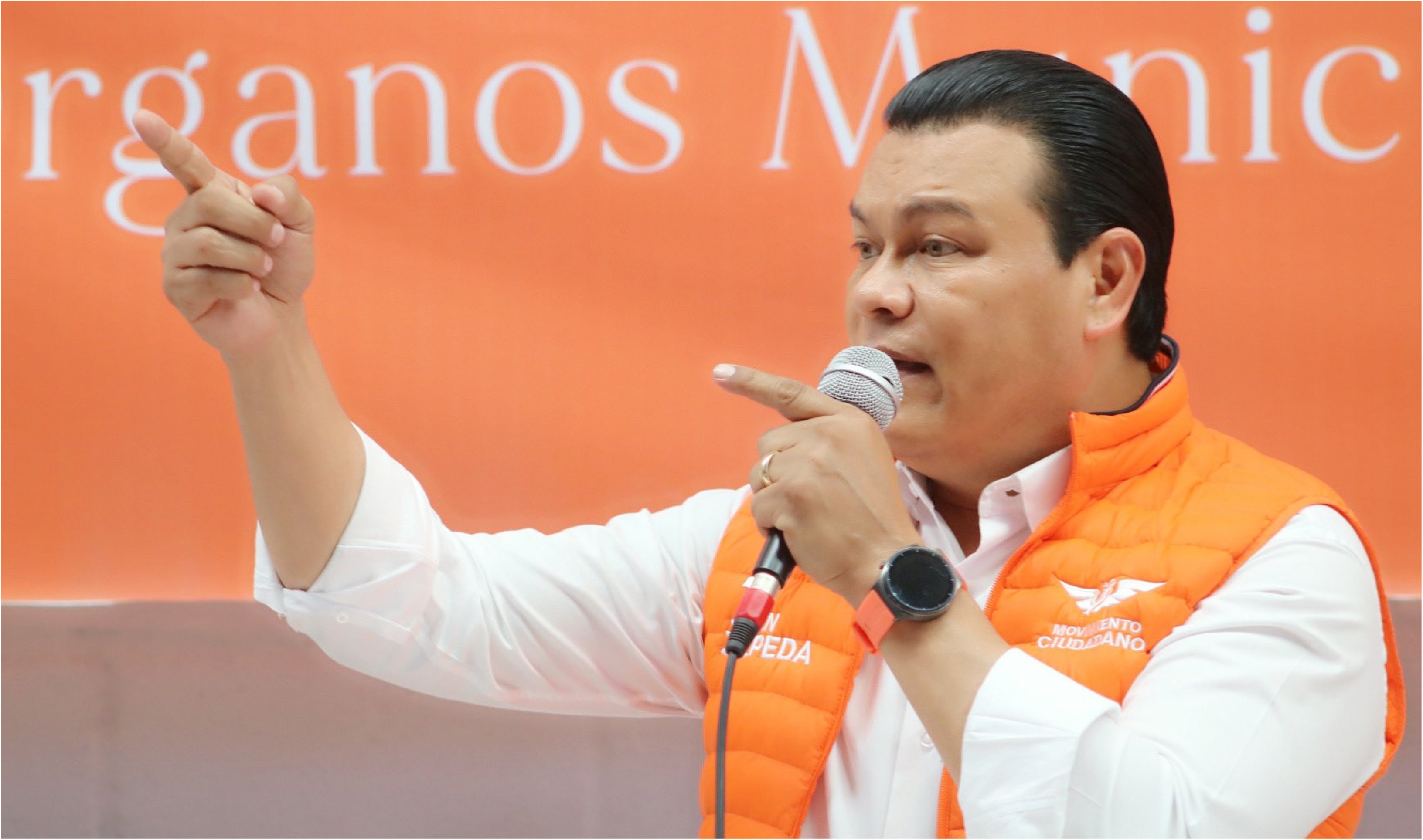 Juan Zepeda, el dirigente estatal del partido, rechazó que vayan a ser parte de Va Por México (Foto: Twitter / @JuanZepeda_)