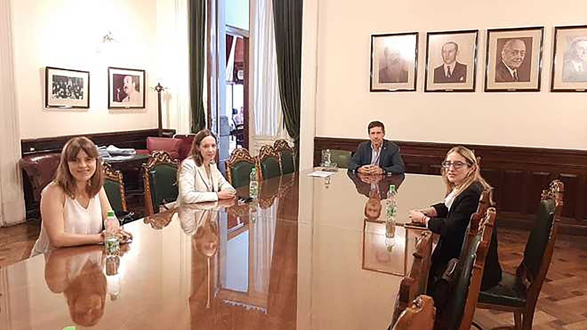 Las autoridades de Amnistía Internacional Argentina se reunieron con el senador formoseño Luis Naidenoff