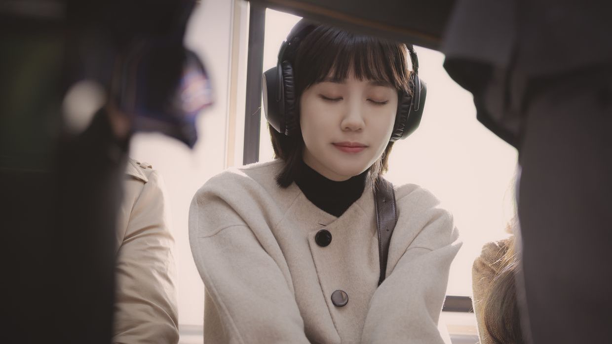 Park Eun-bin es la actriz surcoreana que interpreta a la abogada Woo. (Netflix)