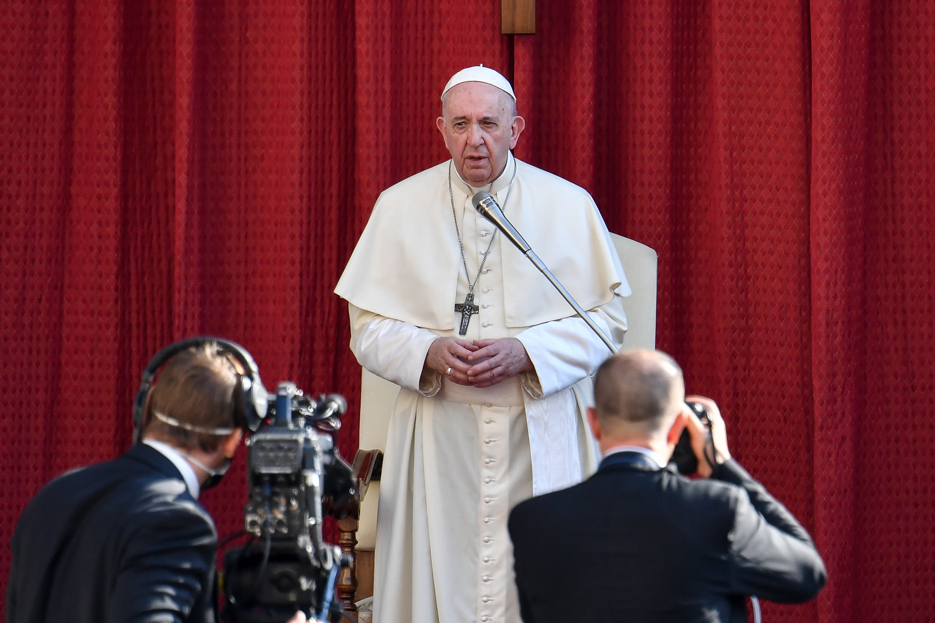El papa Francisco declaró que está a favor de la unión civil entre personas del mismo sexo (EFE)