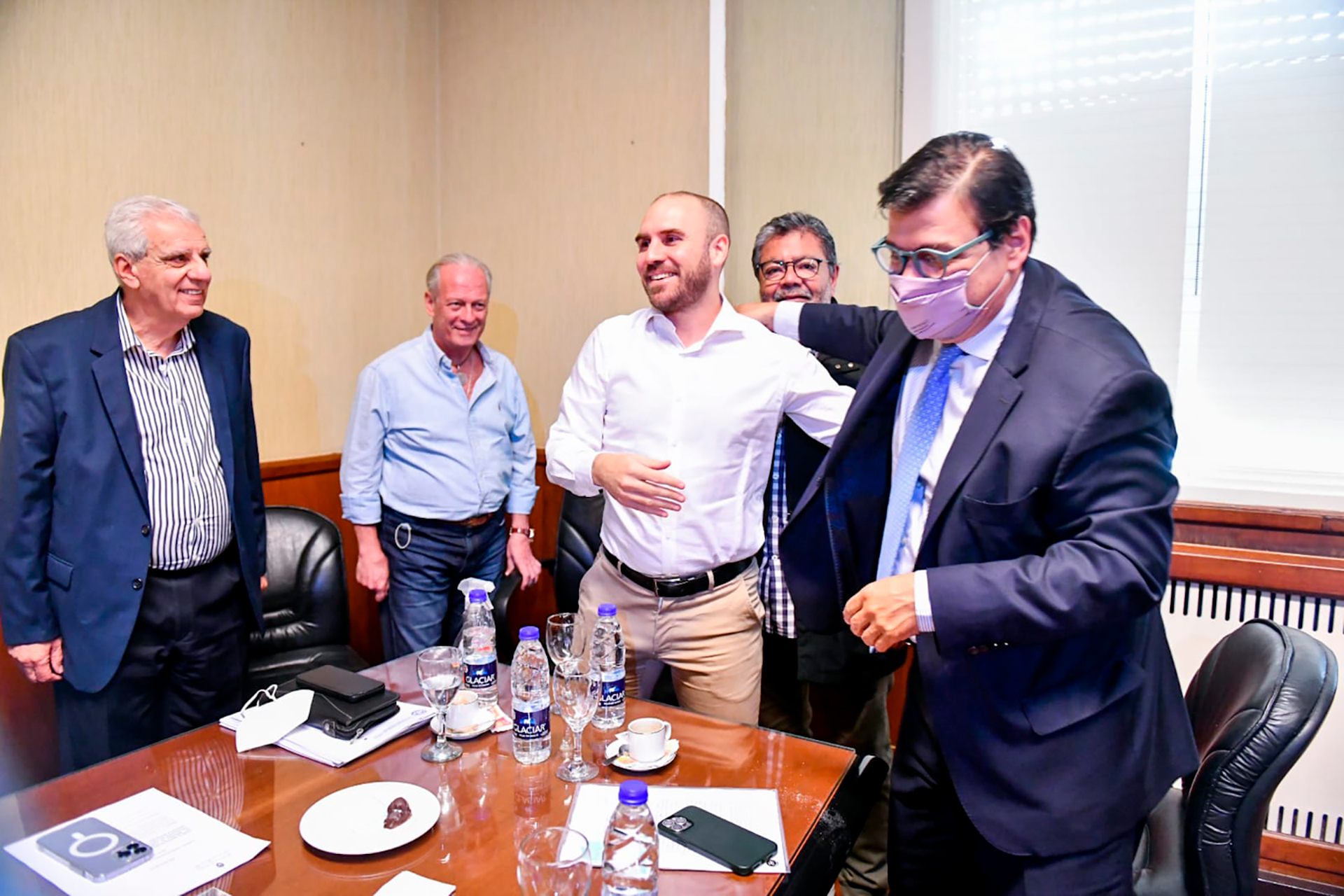 Los ministros Martín Guzmán y Claudio Moroni, en una visita a la CGT