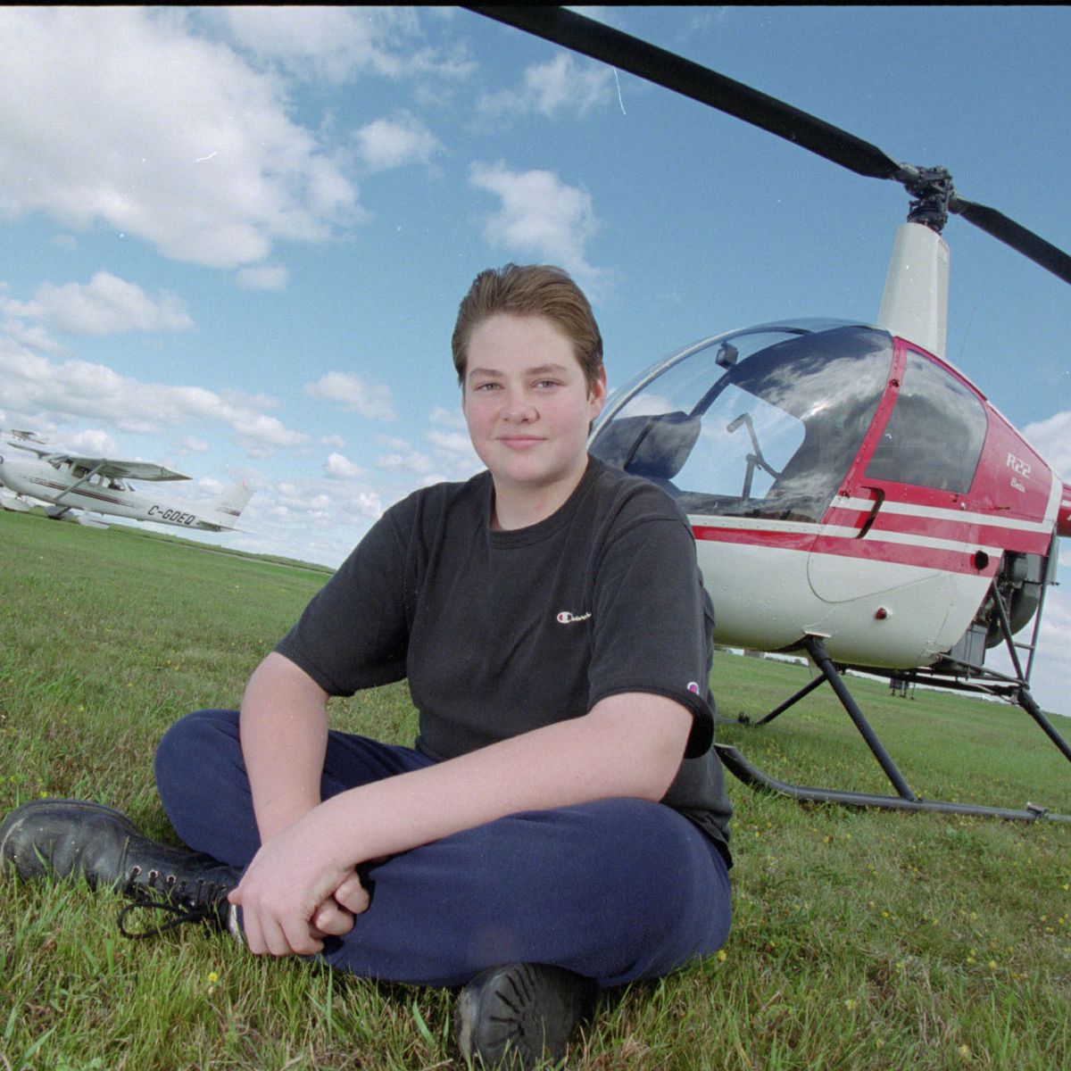 Dellen Millard pileteaba un helicóptero a los 14 años (Contenido no licenciado)