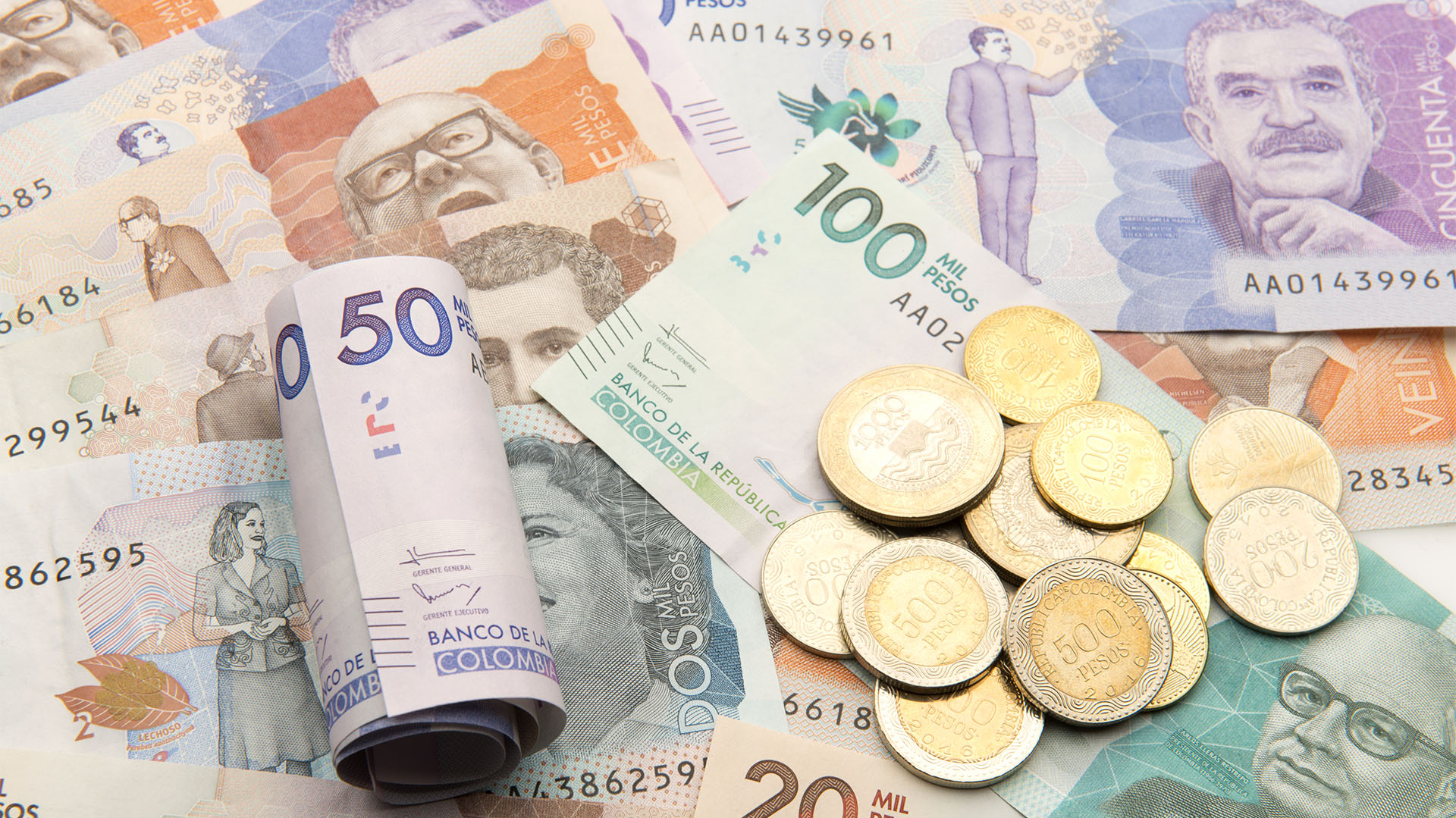 Colombia busca canjear su deuda en pesos o dólares.(Shutterstock)