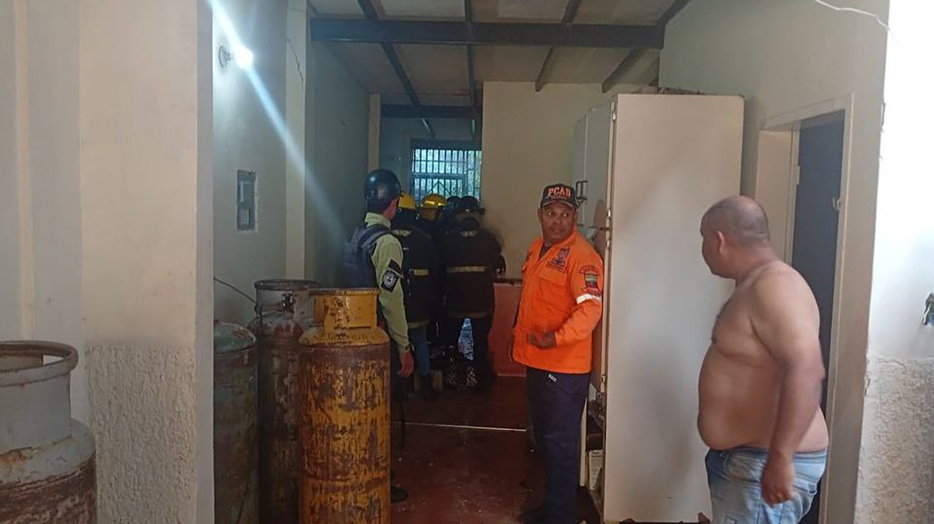 Se desmayó un chofer de colectivo en pleno viaje por Bariloche, volcó y los pasajeros se salvaron milagrosamente
