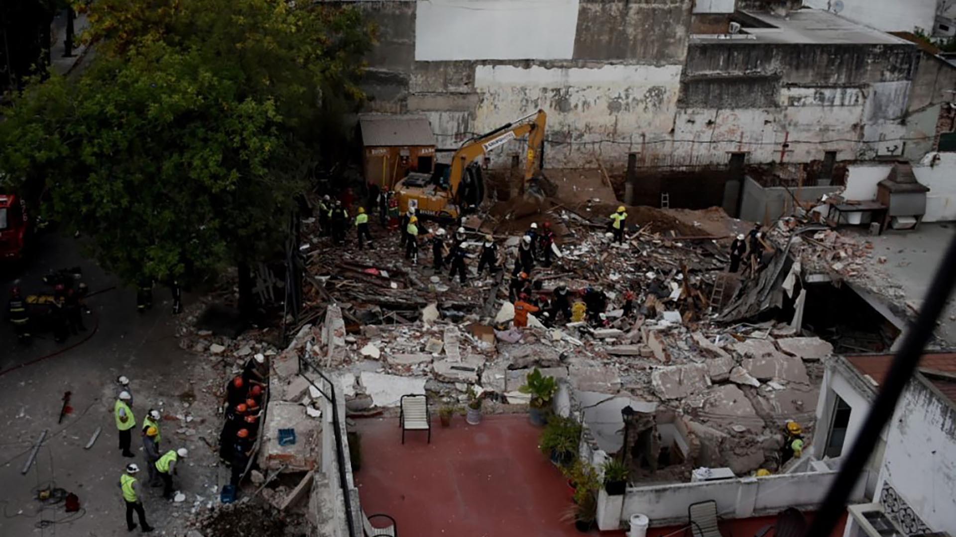 Derrumbe del edificio en San Cristóbal 