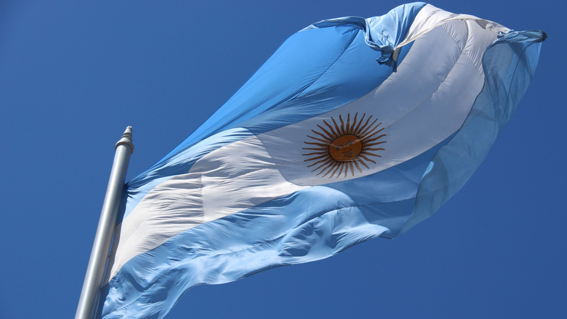 Alumnos extranjeros jurar&aacute;n la bandera argentina en escuelas p&uacute;blicas de la Ciudad de Buenos Aires