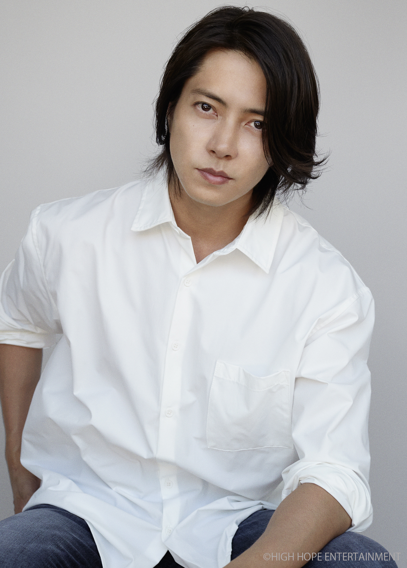 Tomohisa Yamashita es el protagonista masculino de la nueva adaptación de "Drops of God" en Apple TV+. (Apple TV+/High Hope Entertainment)