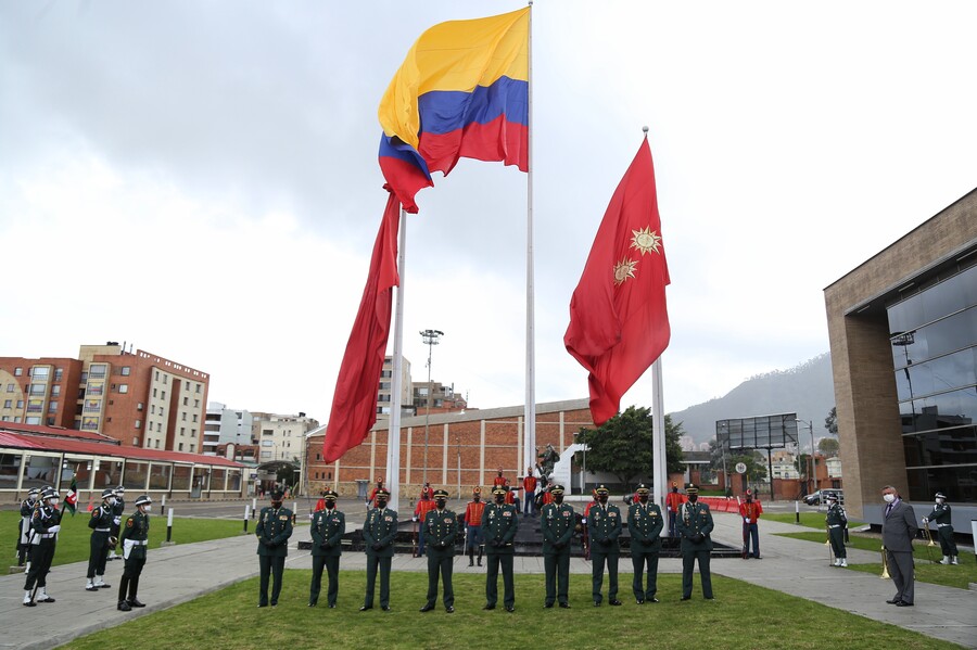 Capturaron A Dos Militares En Pleno Cantón Norte En Bogotá Utilizaban Vehículos Oficiales Para 6651