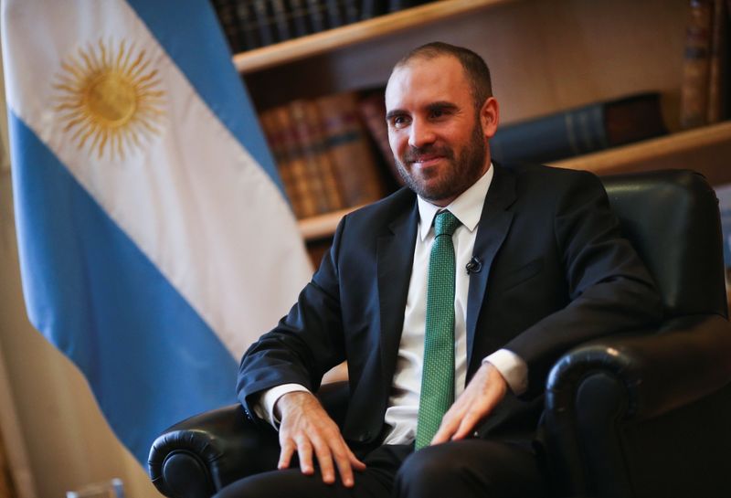 El ministro de Economía argentino, Martín Guzmán, tiene previsto viajar a Washington en las próximas semanas
