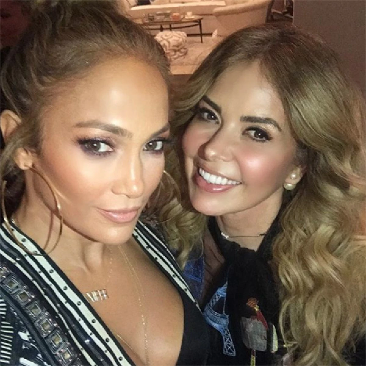 Jennifer Lopez  Gloria Trevi en el 2017, desde Las Vegas 
(Foto: Instagram/@gloriatrevi)