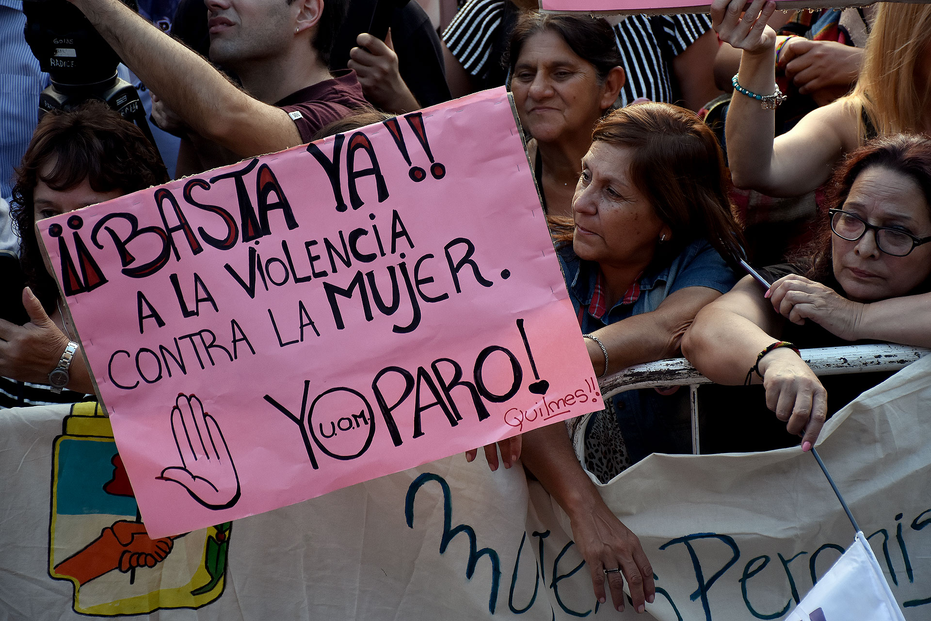 Los paros de mujeres comenzaron en Argentina y en Polonia y se masificaron en México y en España. (Nicolás Stulberg)