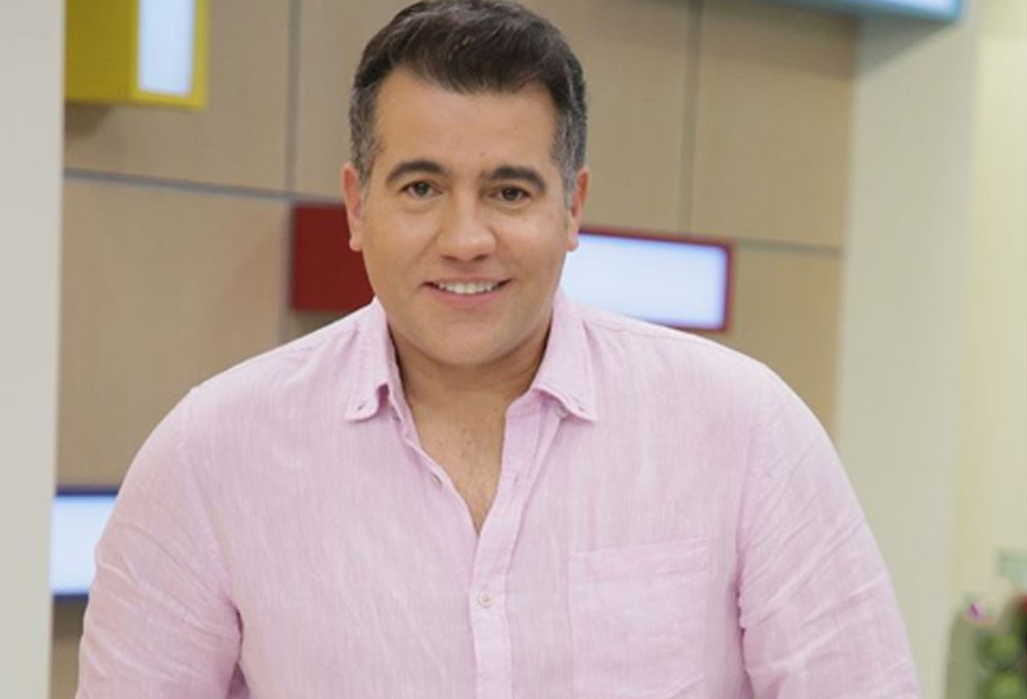 Carlos Calero no está en el set de 'Día a día': el presentador dio pistas  en redes de la razón - Infobae