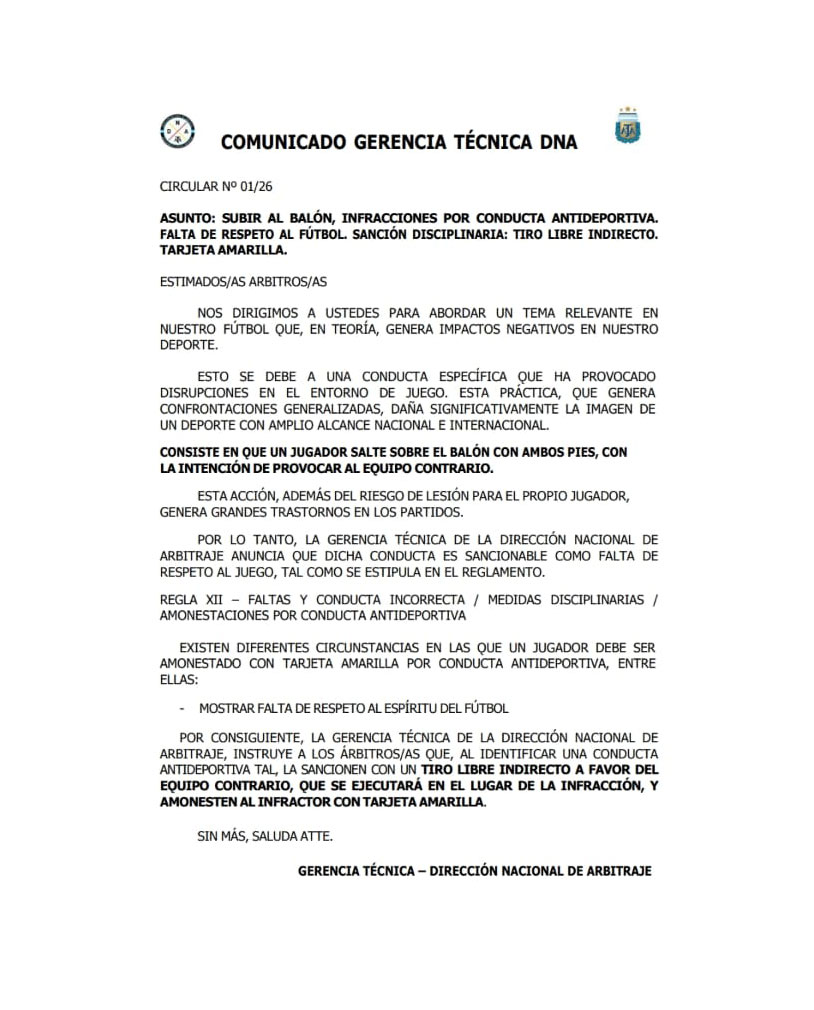 "Da&ntilde;a la imagen del deporte": la jugada que pas&oacute; a estar prohibida en el f&uacute;tbol argentino