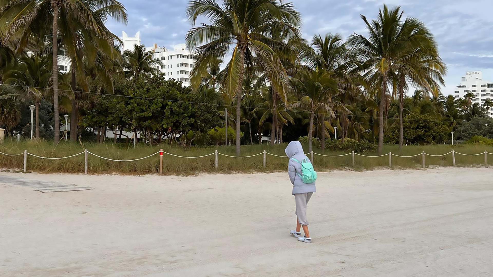 Las playas de Miami, despobladas (Foto: Opy Morles)