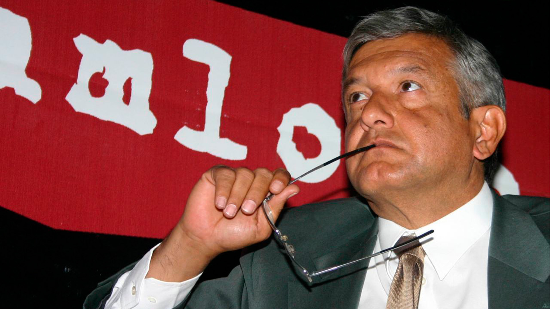 López Obrador en 2005 durante el proceso de desafuero (Foto: CUARTOSCURO)