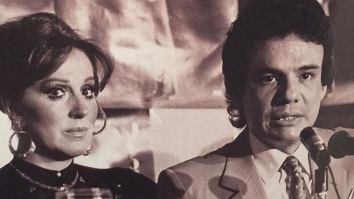 José José and Anel Noreña had a controversial sentimental relationship during the most successful years of the artistic career of El Príncipe de la Canción (Photo: Las Estrellas)