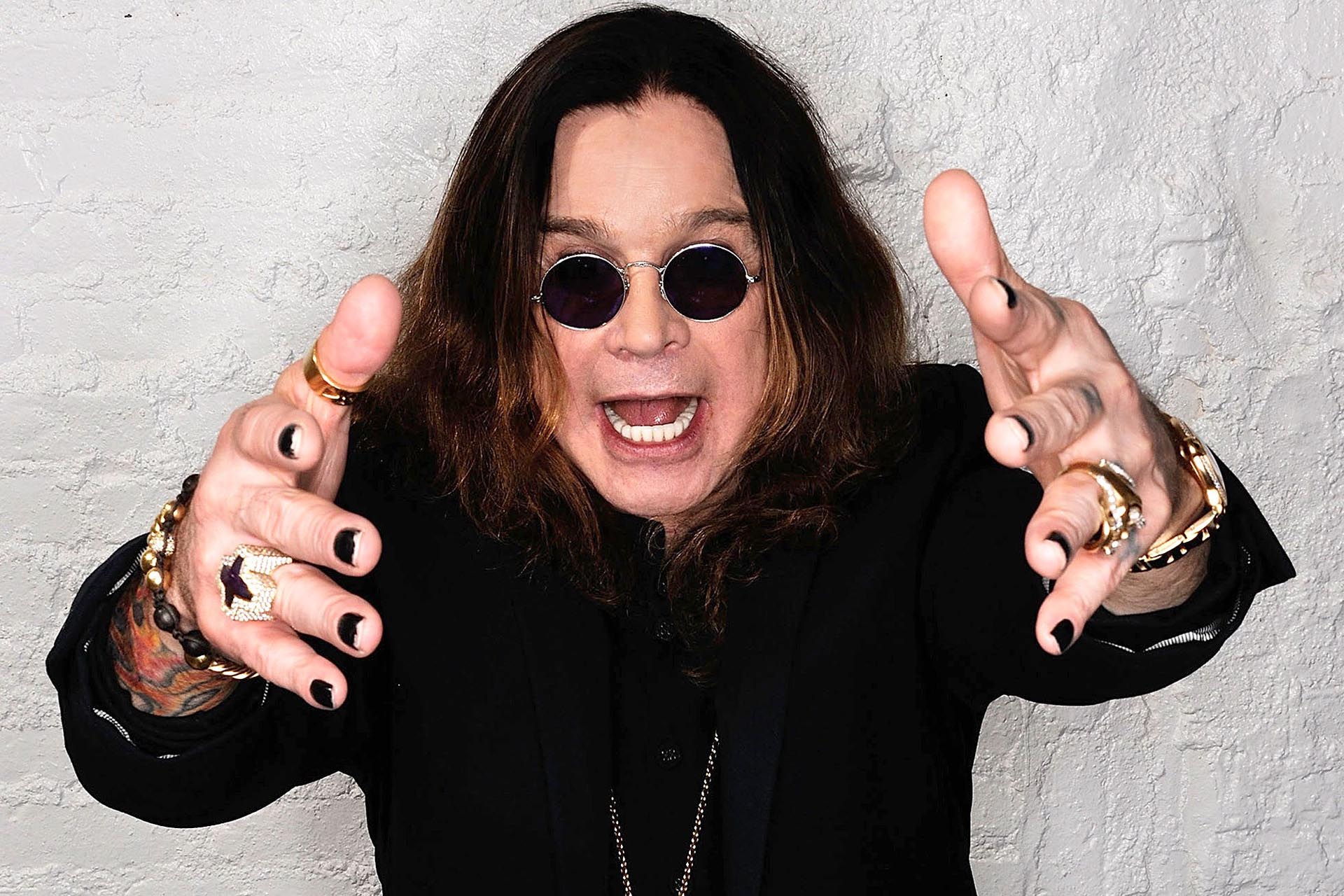 Ozzy Osbourne afirmó en una irónica entrevista para la revista Metal Hammer que adorar a Satán lo protegió del COVID-19 (Larry Busacca/Getty Images)