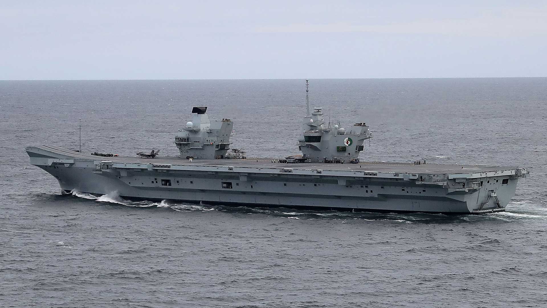 El portaaviones británico HMS Queen Elizabeth (AFP)