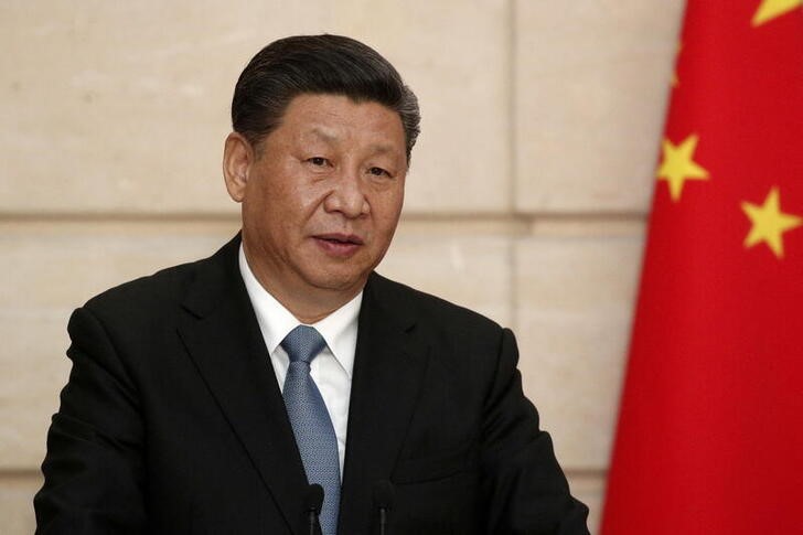 Foto de archivo del Presidente chino Xi Jinping en una rueda de prensa en París