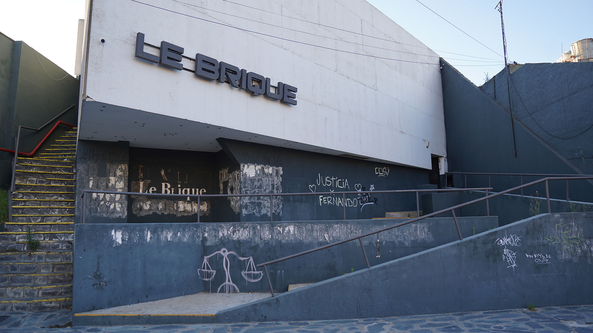 Así está Le Brique, a tres años del crimen de Báez Sosa (Matías Arbotto)