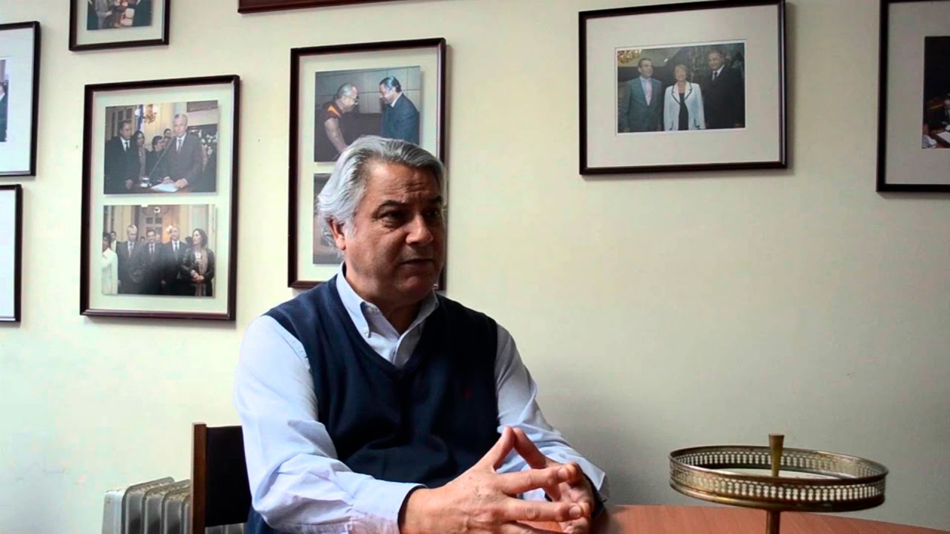 El diputado chileno, Jaime Naranjo, acusó "represalias" de parte de China al conocerse publicación sobre supuesto hallazgo de trazos de COVID-19 en cerezas