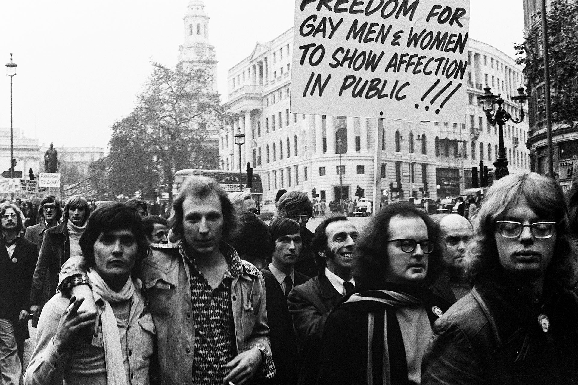 La campaña por la igualdad de los homosexuales marcha desde Hyde Park hasta Trafalgar Square en 1971 (Shutterstock)