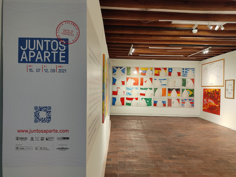 "Juntos Aparte" se presentó en el Museo Nacional de Colombia en 2021, como parte de Bienalsur 