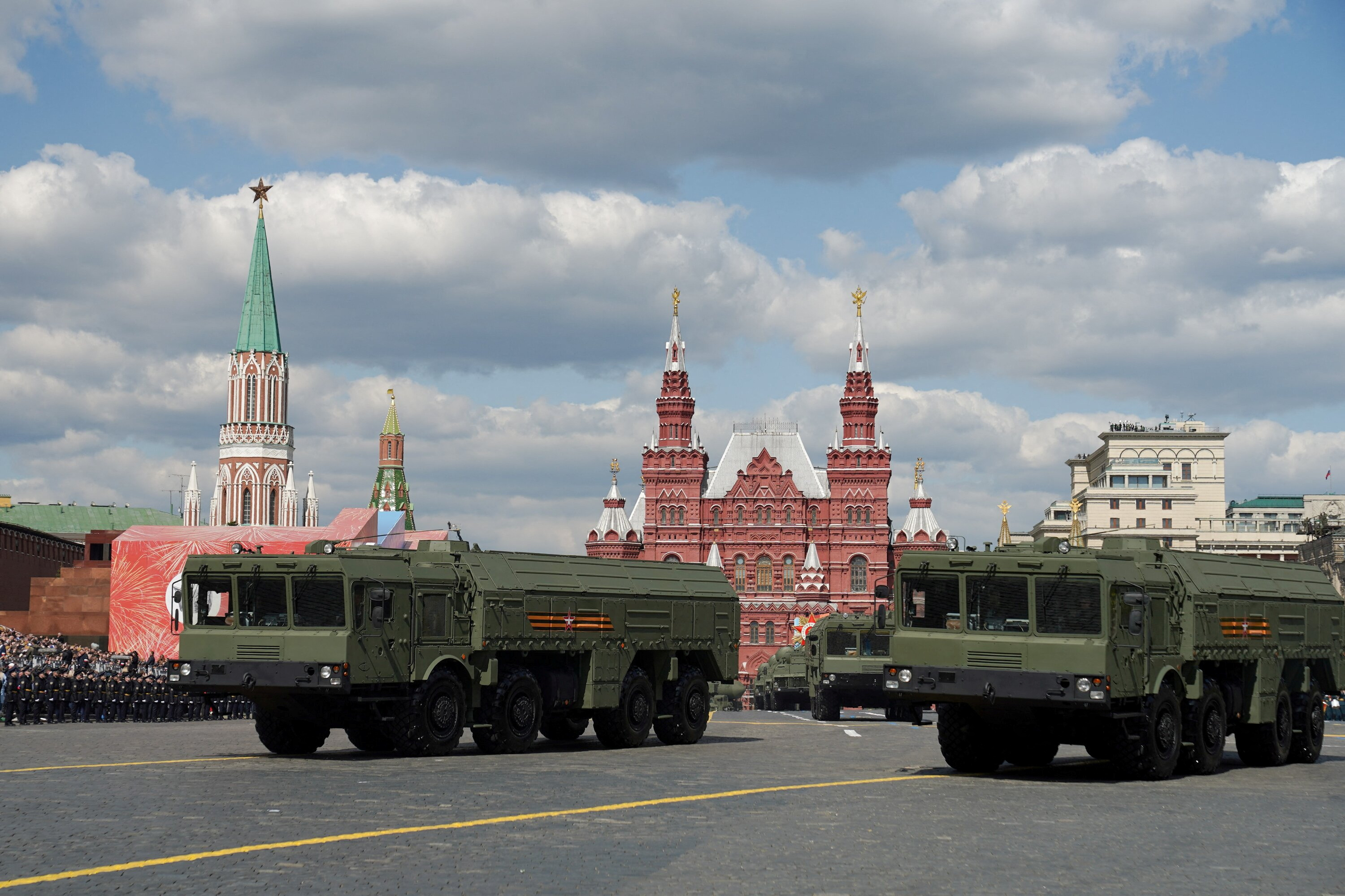 El cielo de Moscú no tuvo show: ningún avión sobrevoló la Plaza Roja (via Reuters)