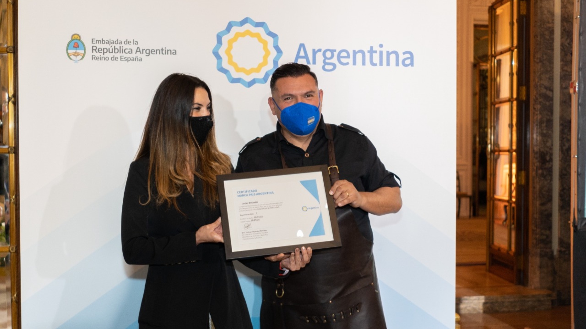 Javier Brichetto recibió la distinción de embajador de la Marca País (Crédito: prensa Ministerio de Turismo y Deportes de la Nación)