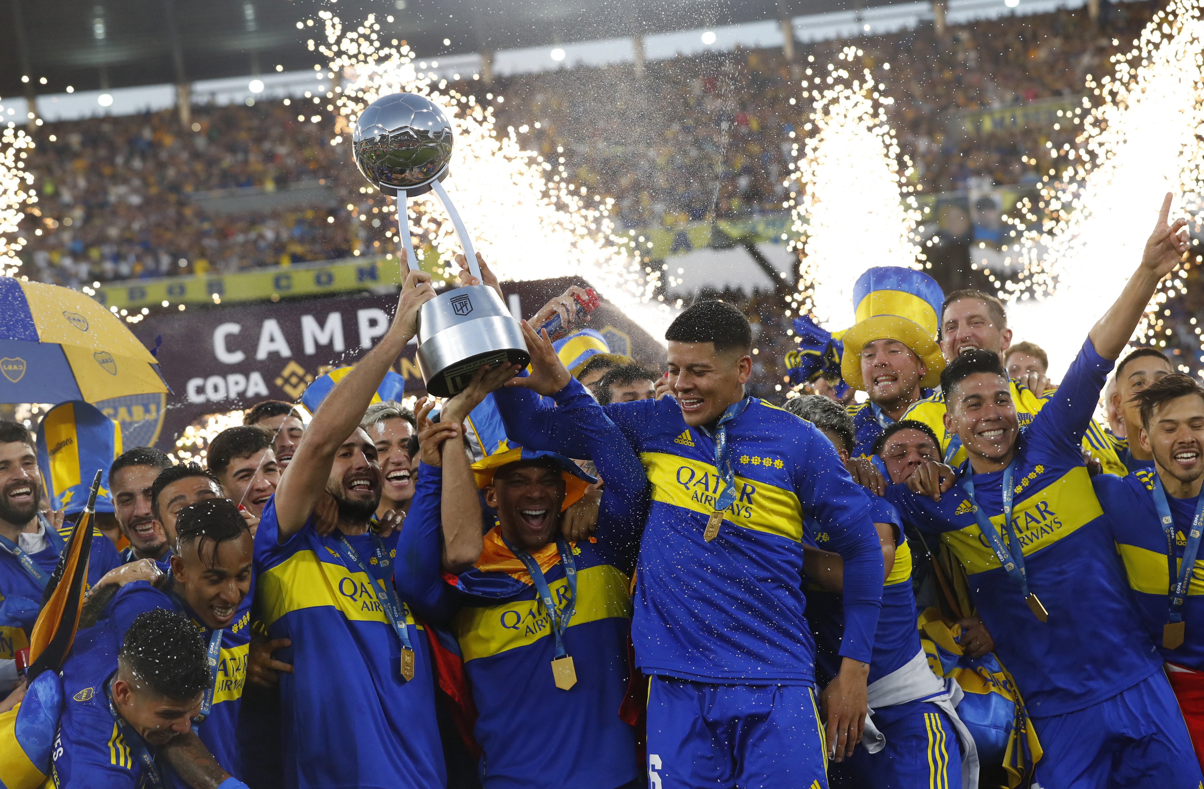 Boca gritó campeón en el estadio Mario Alberto Kempes (Foto: Reuters)
